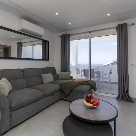 Sunset Bay 45 - Two Bed أذيخي