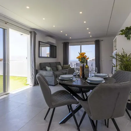 Sunset Bay 45 - Two Bed * أذيخي