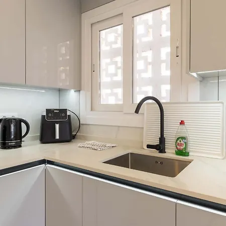 Sunset Bay 45 - Two Bed أذيخي