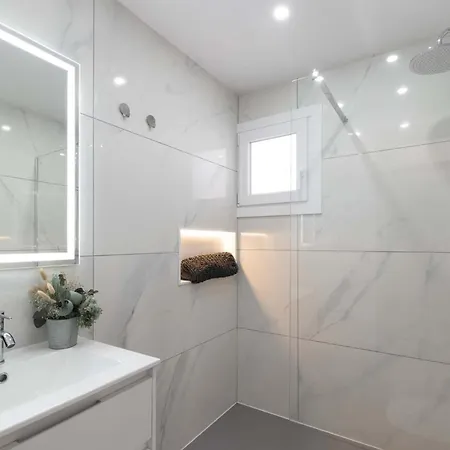 Sunset Bay 45 - Two Bed * أذيخي